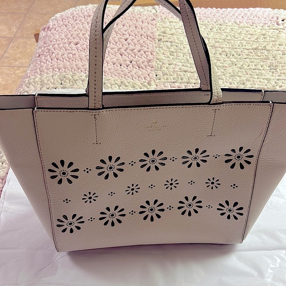 kate spade Handbags - Kate Spade Handbag EUC